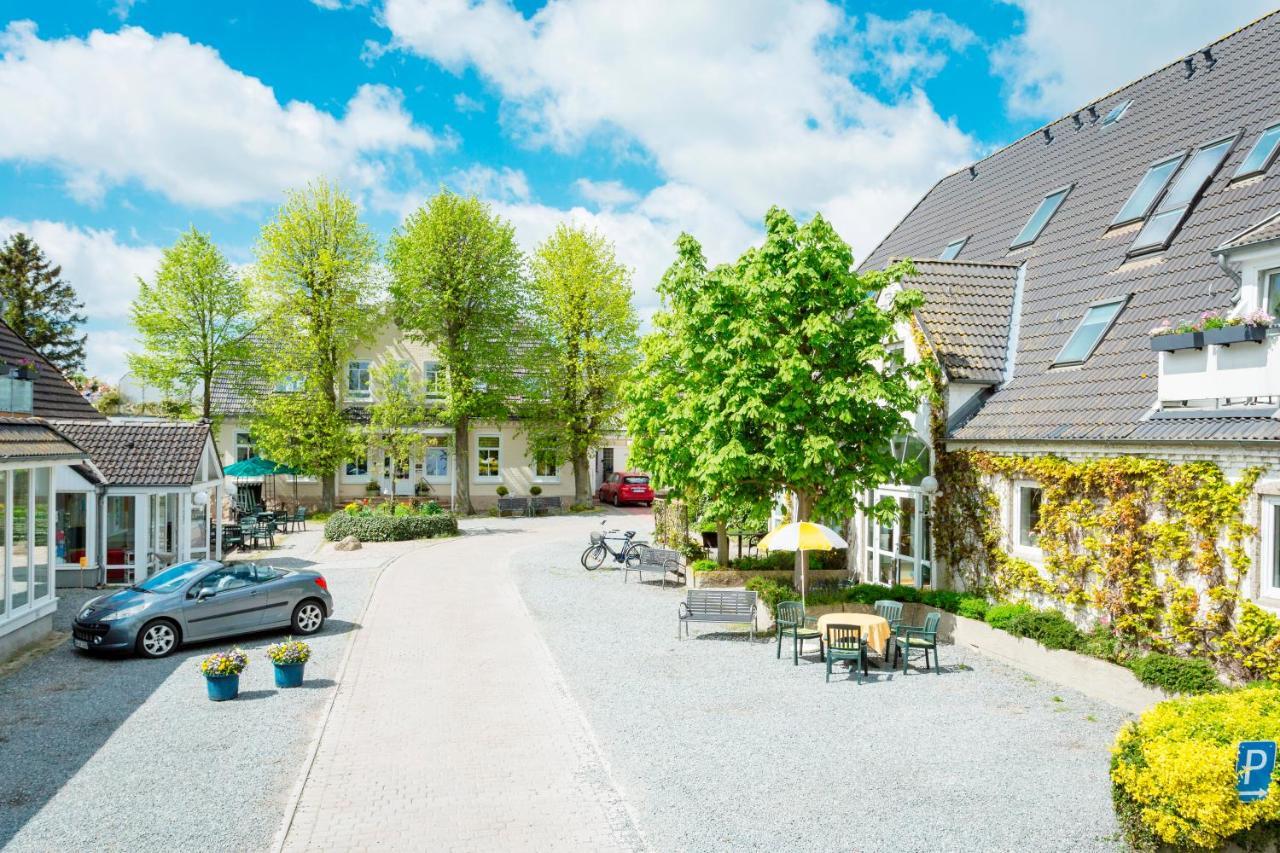 Hofhotel Kraehenberg Grömitz Exterior foto