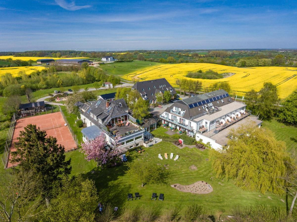 Hofhotel Kraehenberg Grömitz Exterior foto